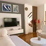 The Cozy Nook *