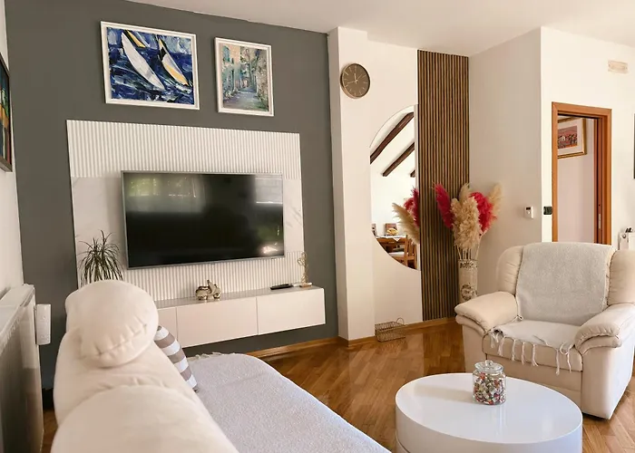 The Cozy Nook *
